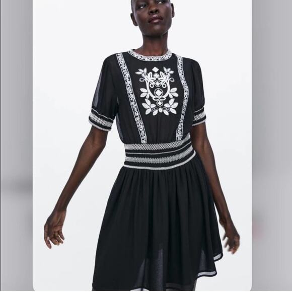Zara Embroidered Dress Size Small - Picture 1 of 2
